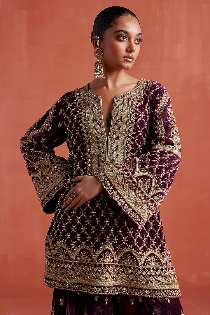 Wine Silk Velvet Zardosi Hand Work Kurta Set by Sureena Chowdhri at Pernia's Pop Up Shop