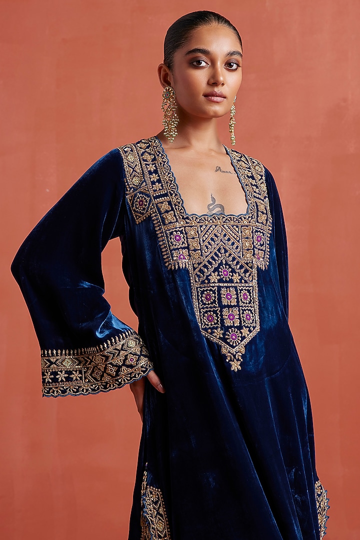 Peacock Blue Silk Velvet Cutwork Kaftan by Sureena Chowdhri at Pernia's Pop Up Shop