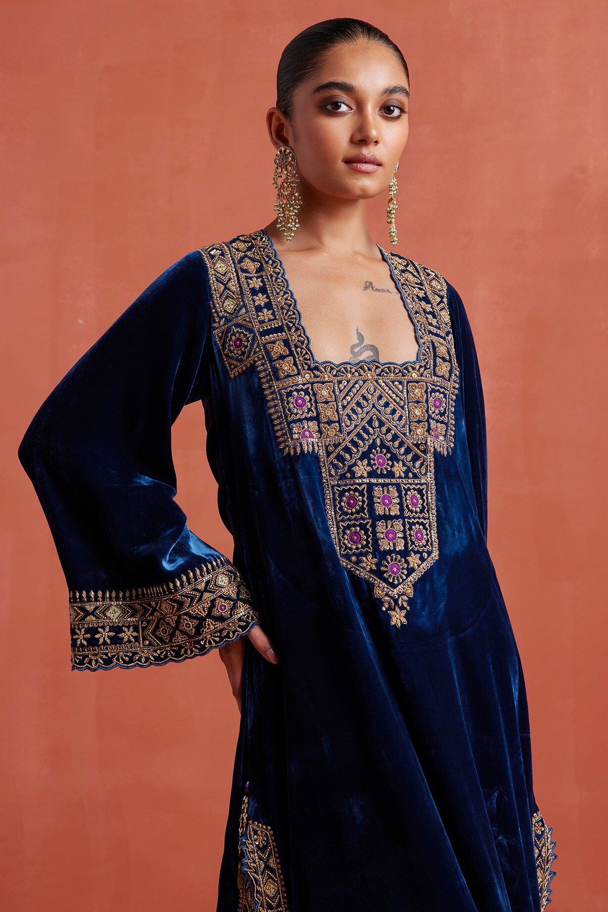 BLUE PEACOCK KAFTAN