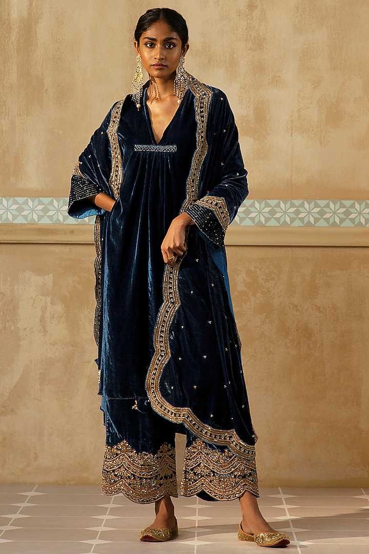 Peacock Blue Silk Velvet Zardosi Embroidered Kurta Set by Sureena Chowdhri at Pernia's Pop Up Shop