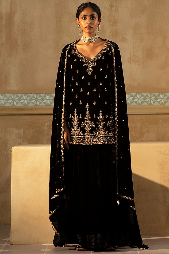 Black Silk Velvet Gharara Set by Sureena Chowdhri