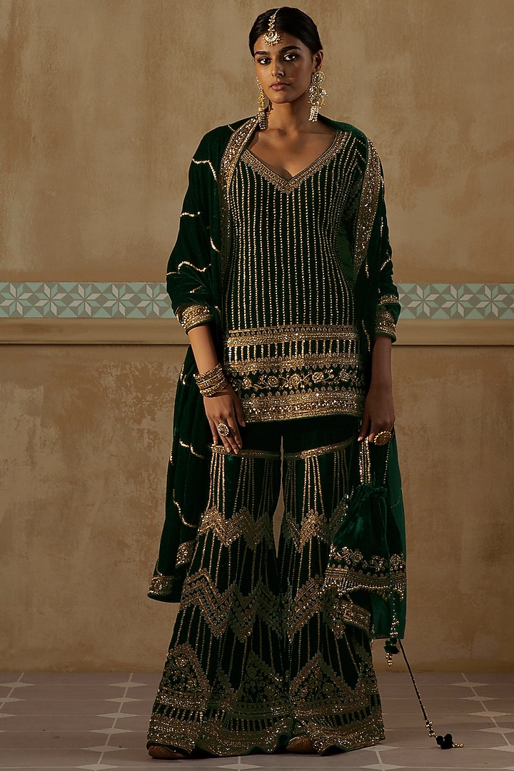Bottle Green Silk Velvet Resham Work Gharara Set by Sureena Chowdhri at Pernia's Pop Up Shop