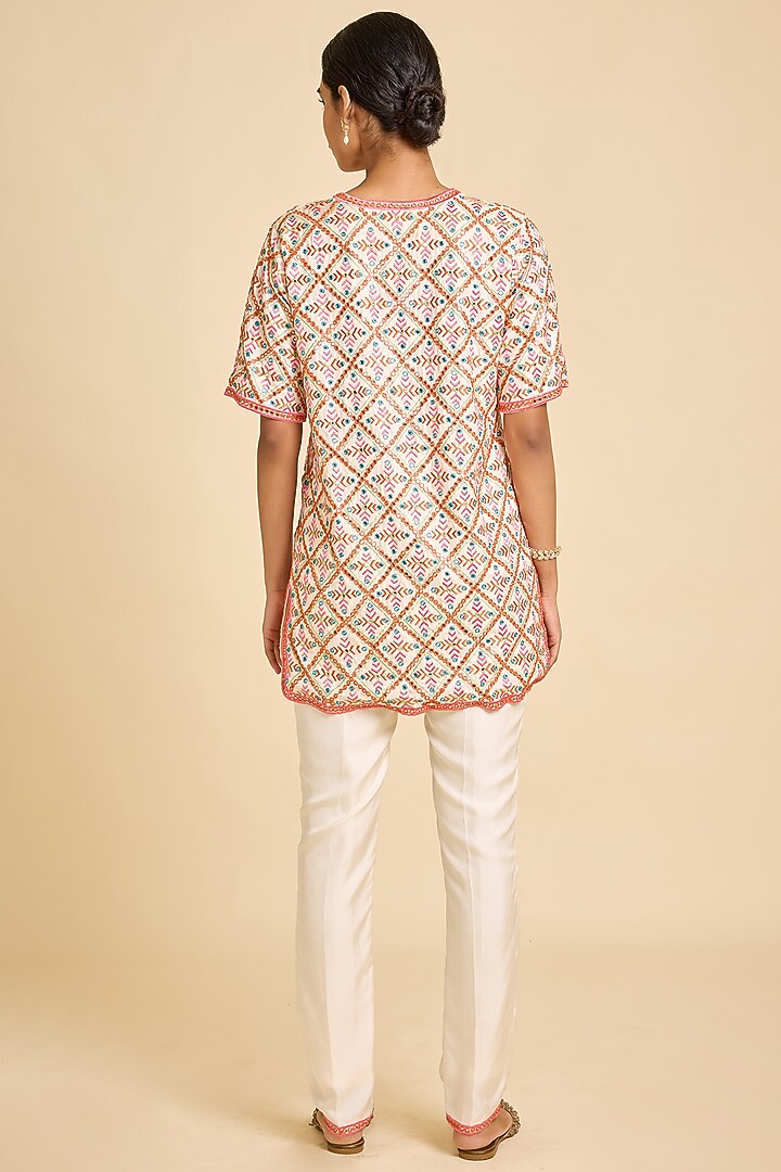 Ivory Silk Embroidered Kurta Set by SurilyG at Pernia's Pop Up Shop
