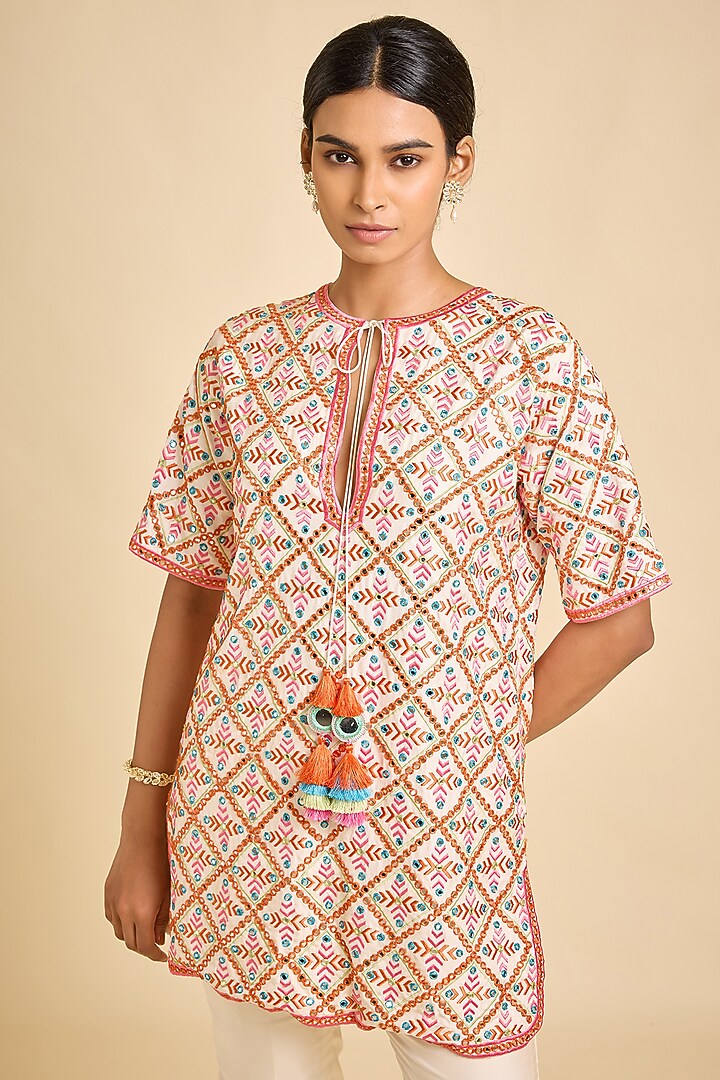 Ivory Silk Embroidered Kurta Set by SurilyG at Pernia's Pop Up Shop