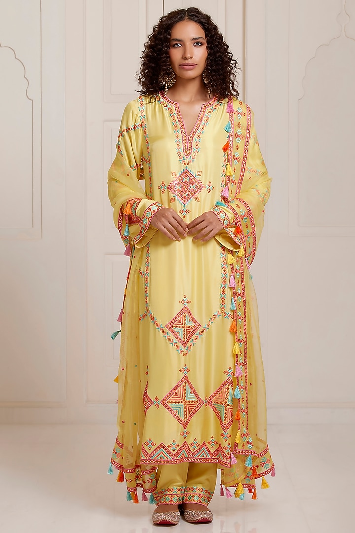 Yellow Silk & Organza Embroidered Kurta Set by SurilyG at Pernia's Pop Up Shop
