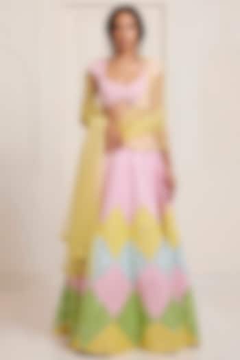 Pink Silk Mirror Embroidered Bridal Lehenga Set by SurilyG at Pernia's Pop Up Shop