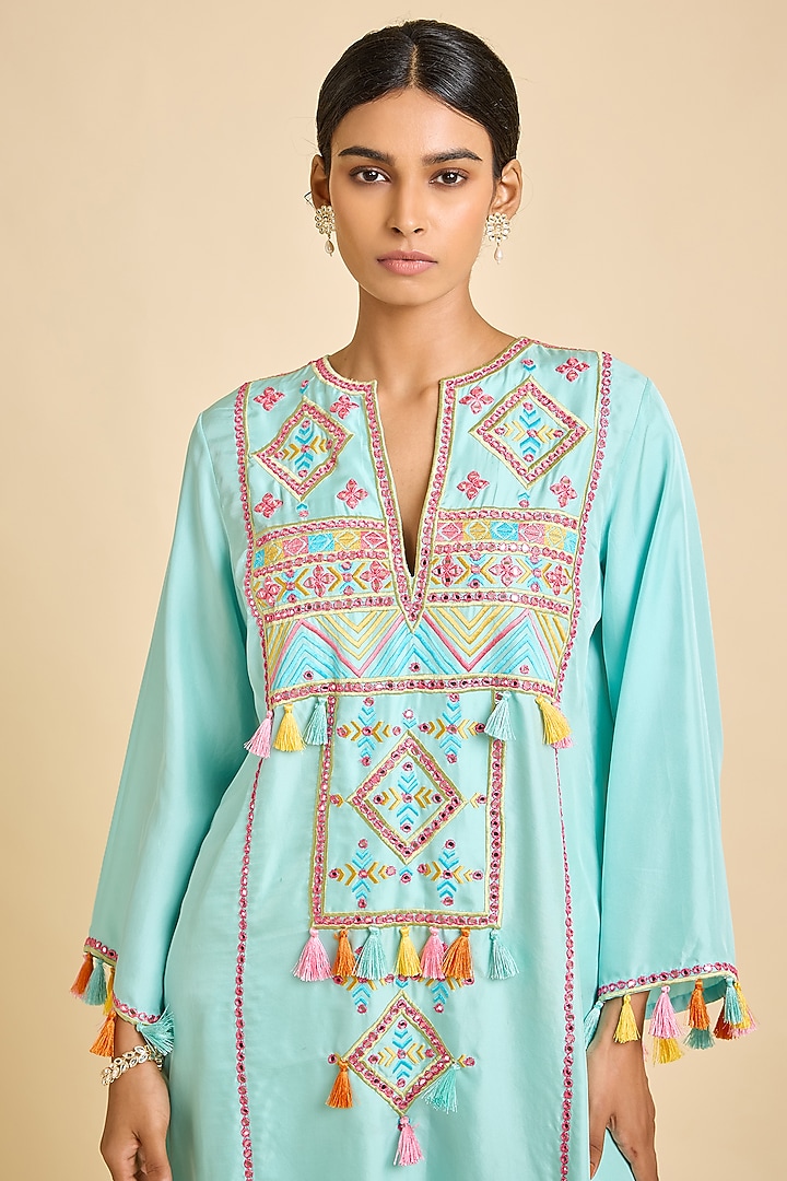 Blue Silk Embroidered Short Kurta Set by SurilyG at Pernia's Pop Up Shop