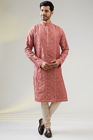 Schauss Pink Cotton Silk Hand Embroidered Kurta Set by SURBHI PANSARI