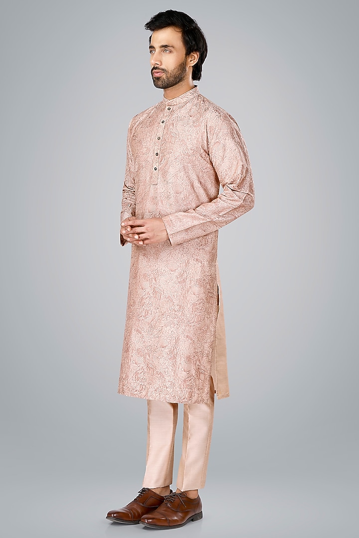 Old Rose Pink Cotton Silk Thread Embroidered Kurta Set by SURBHI PANSARI at Pernia's Pop Up Shop