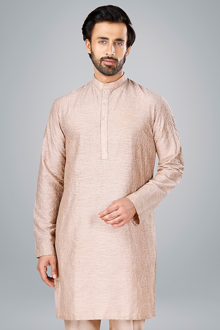 Old Rose Cotton Silk Thread Embroidered Kurta Set by SURBHI PANSARI at Pernia's Pop Up Shop