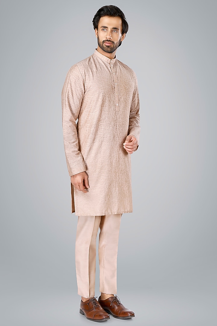 Old Rose Cotton Silk Thread Embroidered Kurta Set by SURBHI PANSARI at Pernia's Pop Up Shop