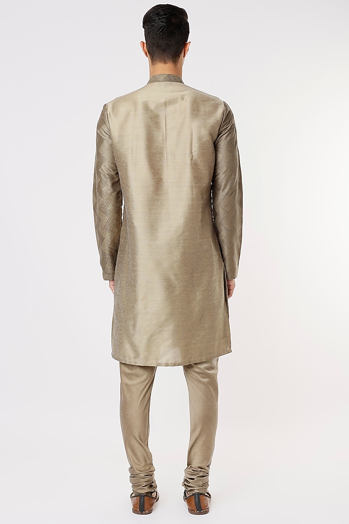 Copper Embroidered Kurta by SURBHI PANSARI at Pernia's Pop Up Shop