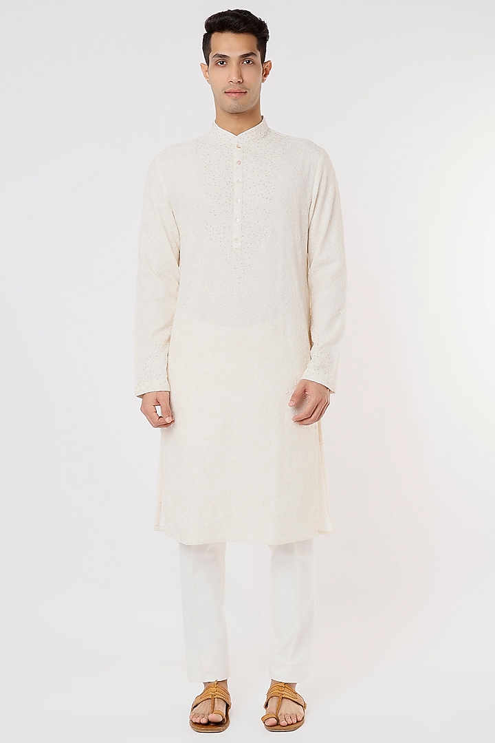 Off-White Silk Embroidered Kurta by SURBHI PANSARI at Pernia's Pop Up Shop
