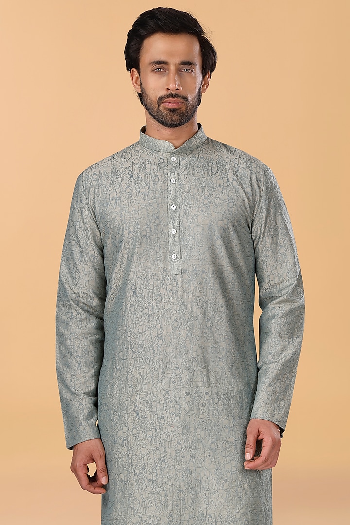 Pearl Grey Cotton Silk Thread Embroidered Kurta Set by SURBHI PANSARI at Pernia's Pop Up Shop