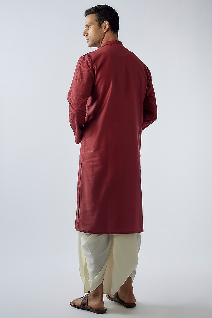 Maroon Cotton Silk Embroidered Kurta set by SURBHI PANSARI at Pernia's Pop Up Shop