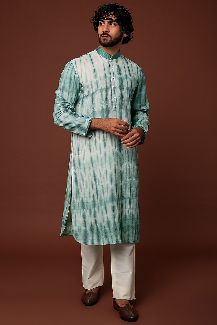 Sea Green Silk Tie-Dye Printed Kurta Set by SURBHI PANSARI at Pernia's Pop Up Shop