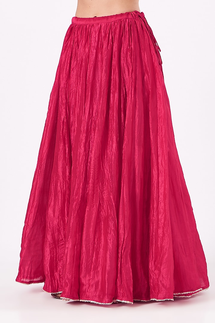 Red Hand Embroidered Kurta Set by SURBHI SHAH at Pernia's Pop Up Shop