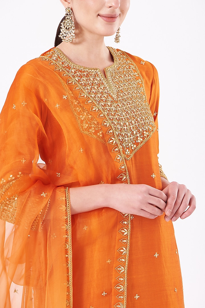 Orange Hand Embroidered Kurta Set by SURBHI SHAH at Pernia's Pop Up Shop