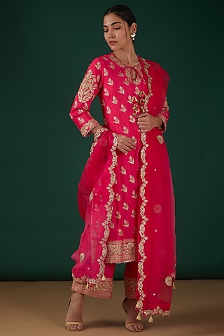 Pink Silk Embroidered Kurta Set by SURBHI SHAH