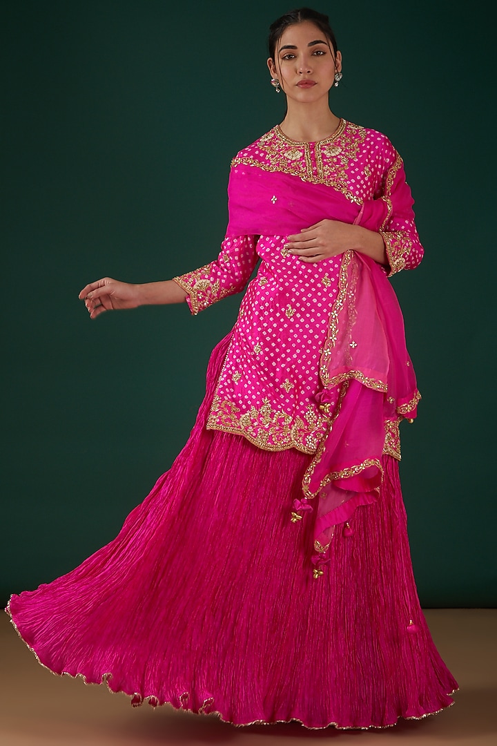 Hot Pink Silk Embroidered Kurta Set by SURBHI SHAH at Pernia's Pop Up Shop