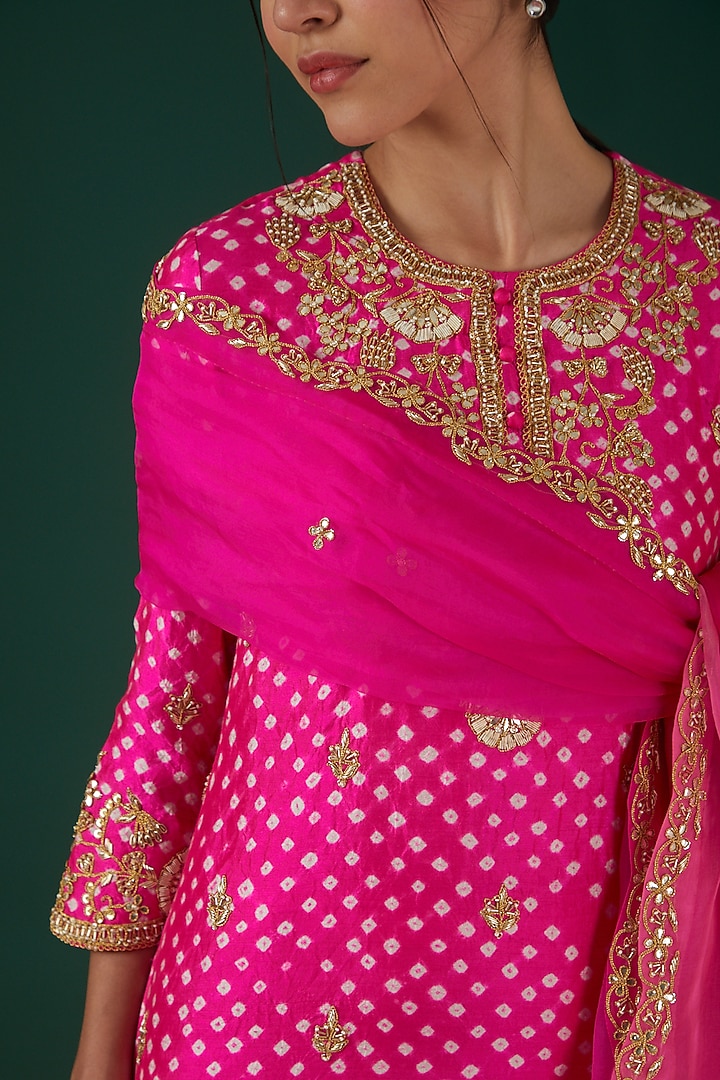 Hot Pink Silk Embroidered Kurta Set by SURBHI SHAH at Pernia's Pop Up Shop