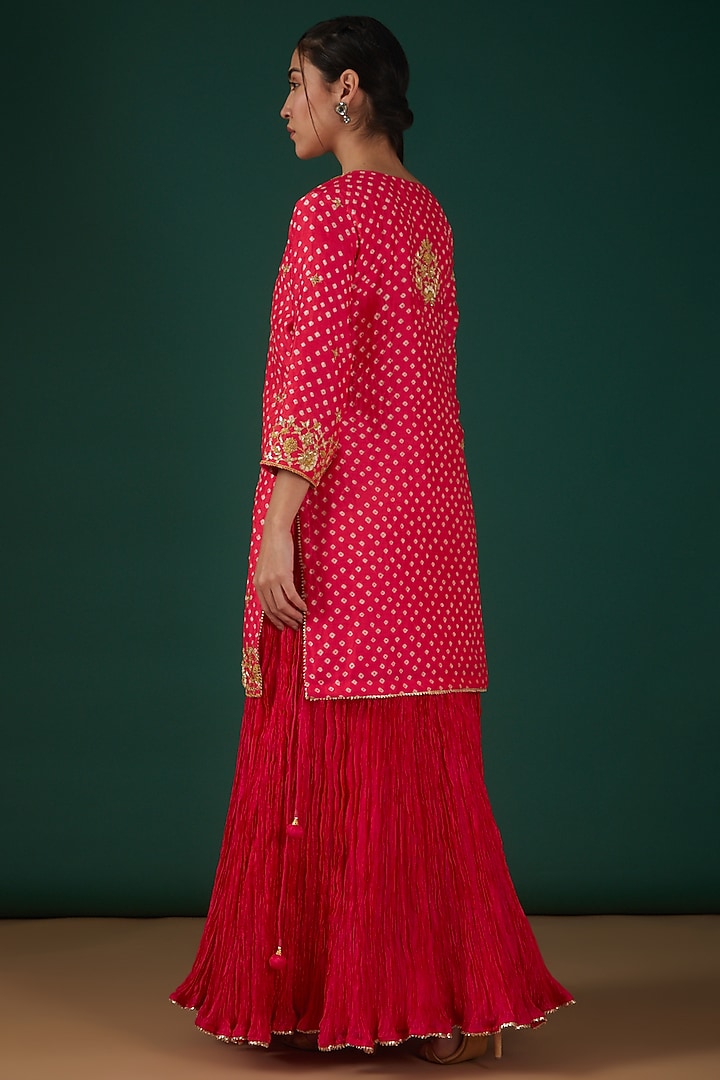 Tomato Red Silk Embroidered Kurta Set by SURBHI SHAH at Pernia's Pop Up Shop