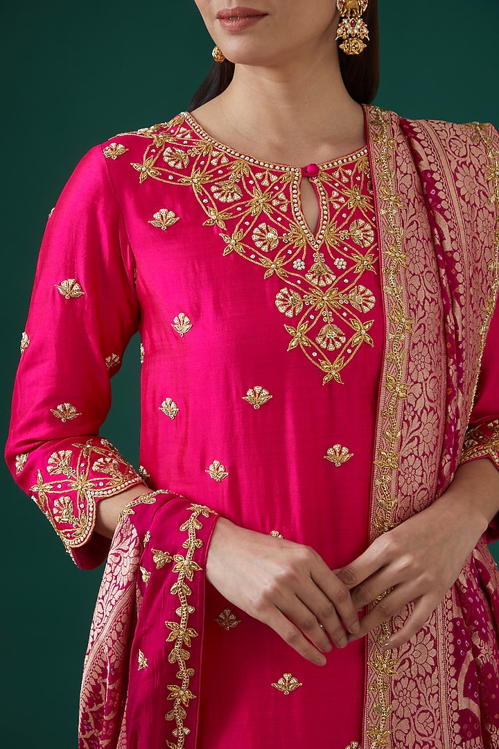 Strawberry Pink Silk Embroidered Kurta Set by SURBHI SHAH at Pernia's Pop Up Shop