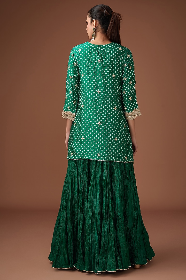 Emerald Green Pure Spun Silk Crushed Skirt Set by Surbhi Shah at Pernia's Pop Up Shop