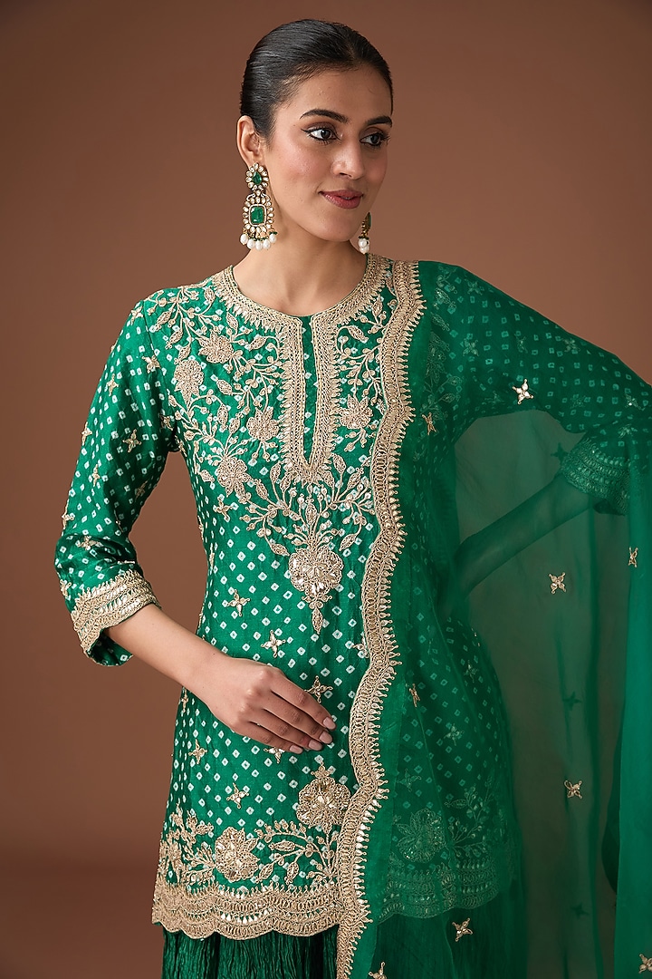 Emerald Green Pure Spun Silk Crushed Skirt Set by Surbhi Shah at Pernia's Pop Up Shop