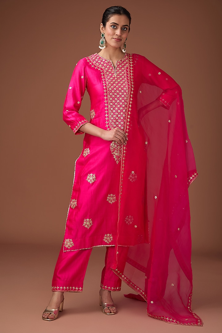 Rani Pink Pure Spun Silk Dabka Work Kurta Set by Surbhi Shah at Pernia's Pop Up Shop
