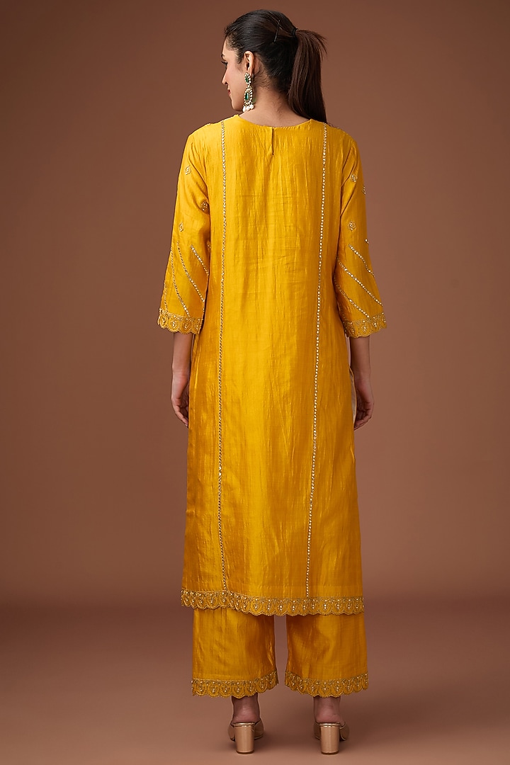 Yellow Pure Spun Silk Patch Marori Work Kurta Set by Surbhi Shah at Pernia's Pop Up Shop