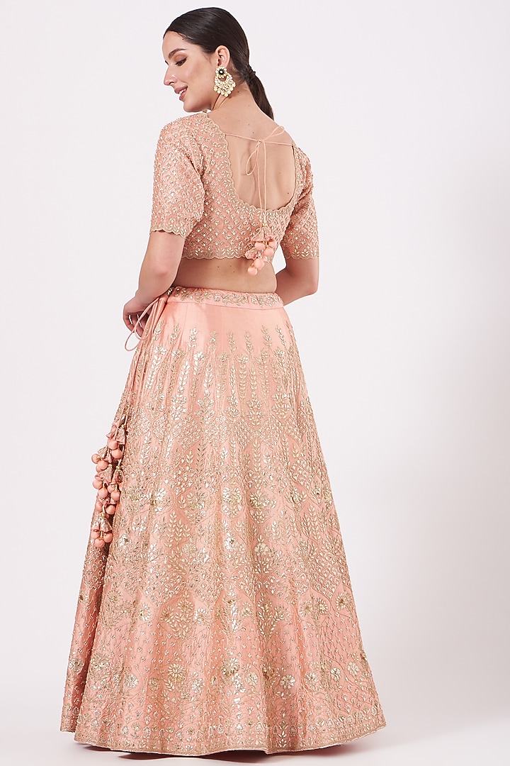 Peach Hand Embroidered Bridal Lehenga Set by SURBHI SHAH at Pernia's Pop Up Shop