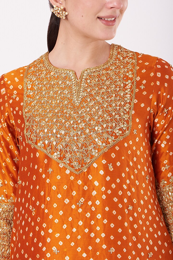 Orange Embroidered Kurta Set by SURBHI SHAH at Pernia's Pop Up Shop