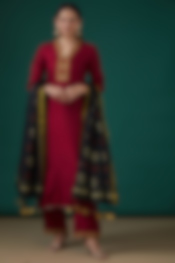 Maroon Silk Hand Embroidered Kurta Set by SURBHI SHAH at Pernia's Pop Up Shop