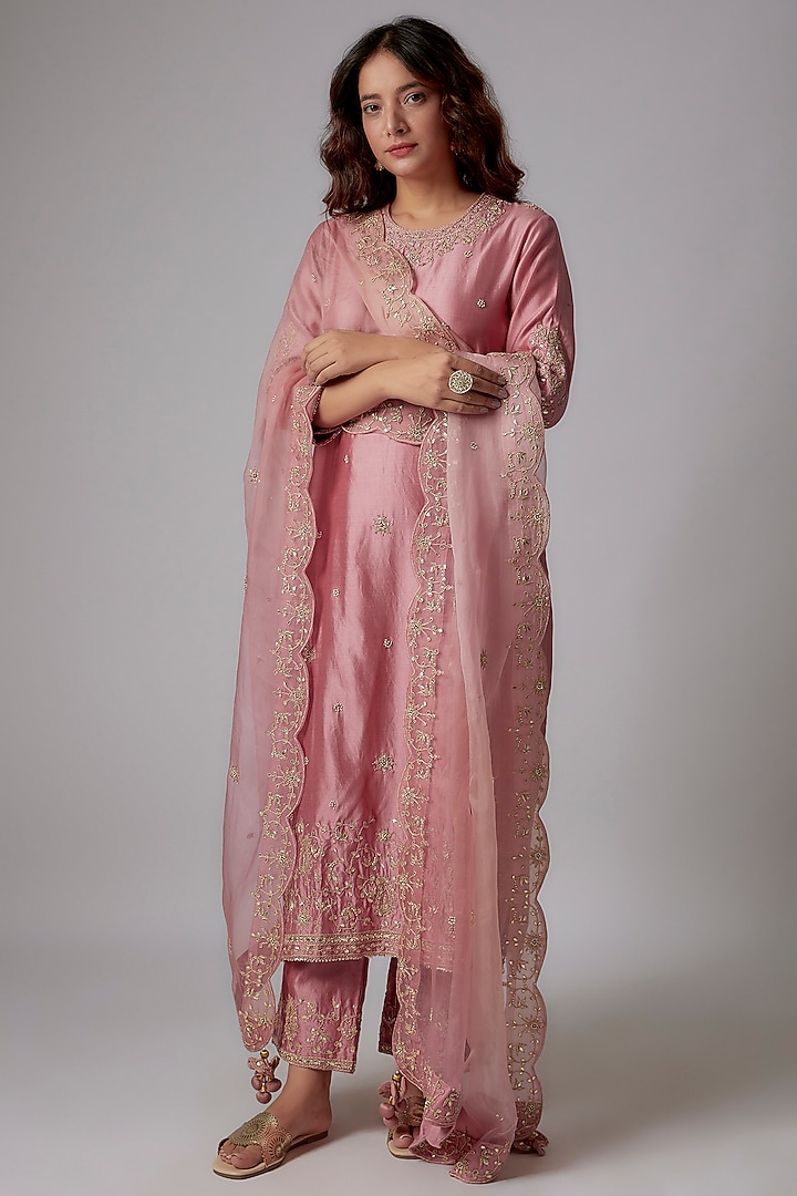 Rose Gold Pure Spun Silk Embroidered Kurta Set by SURBHI SHAH at Pernia's Pop Up Shop