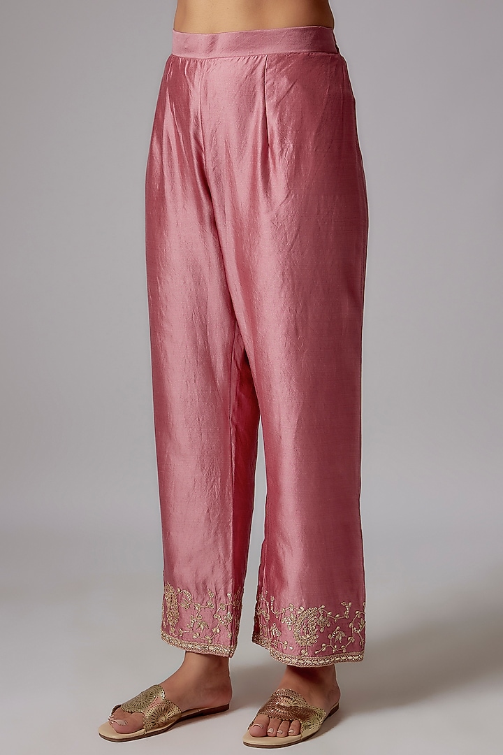 Rose Gold Pure Spun Silk Embroidered Kurta Set by SURBHI SHAH at Pernia's Pop Up Shop