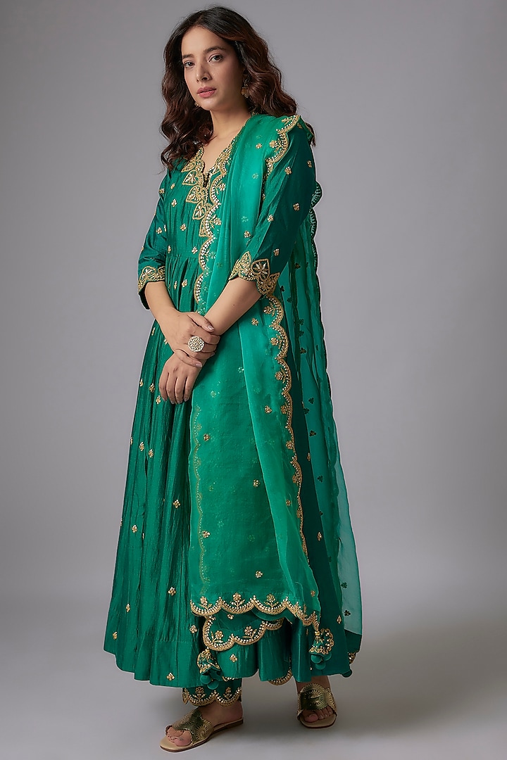 Emerald Green Pure Spun Silk Embroidered Angrakha Kurta Set by SURBHI SHAH at Pernia's Pop Up Shop