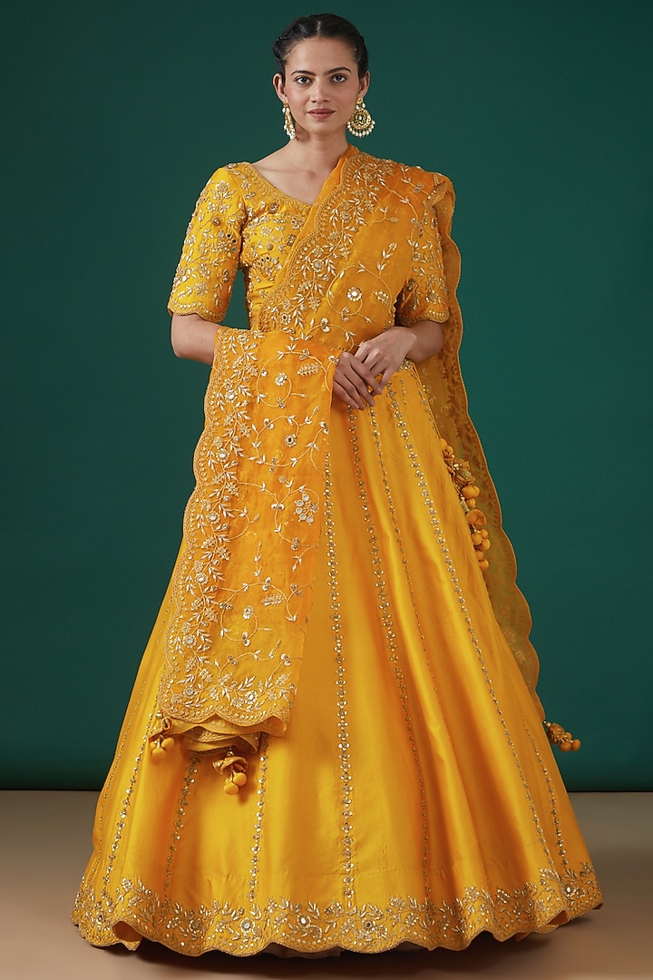Yellow Silk Hand Embroidered Wedding Lehenga Set by SURBHI SHAH at Pernia's Pop Up Shop