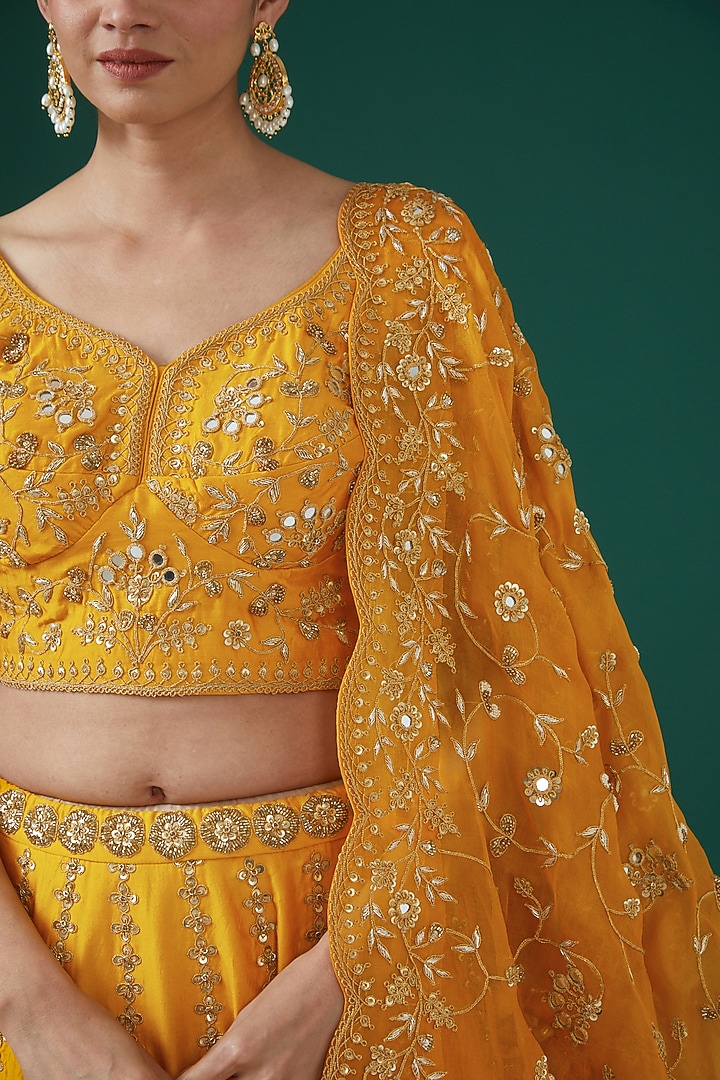 Yellow Silk Hand Embroidered Wedding Lehenga Set by SURBHI SHAH at Pernia's Pop Up Shop
