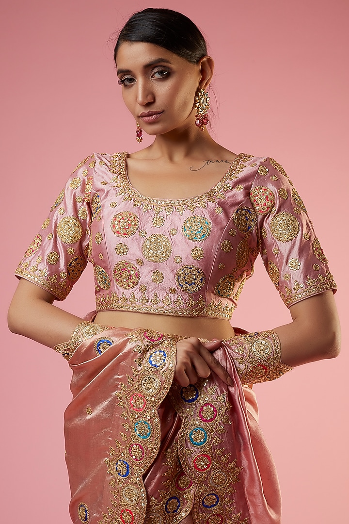 Rose Gold Kora Silk Hand Embroidered Reception Saree Set by SURBHI SHAH at Pernia's Pop Up Shop