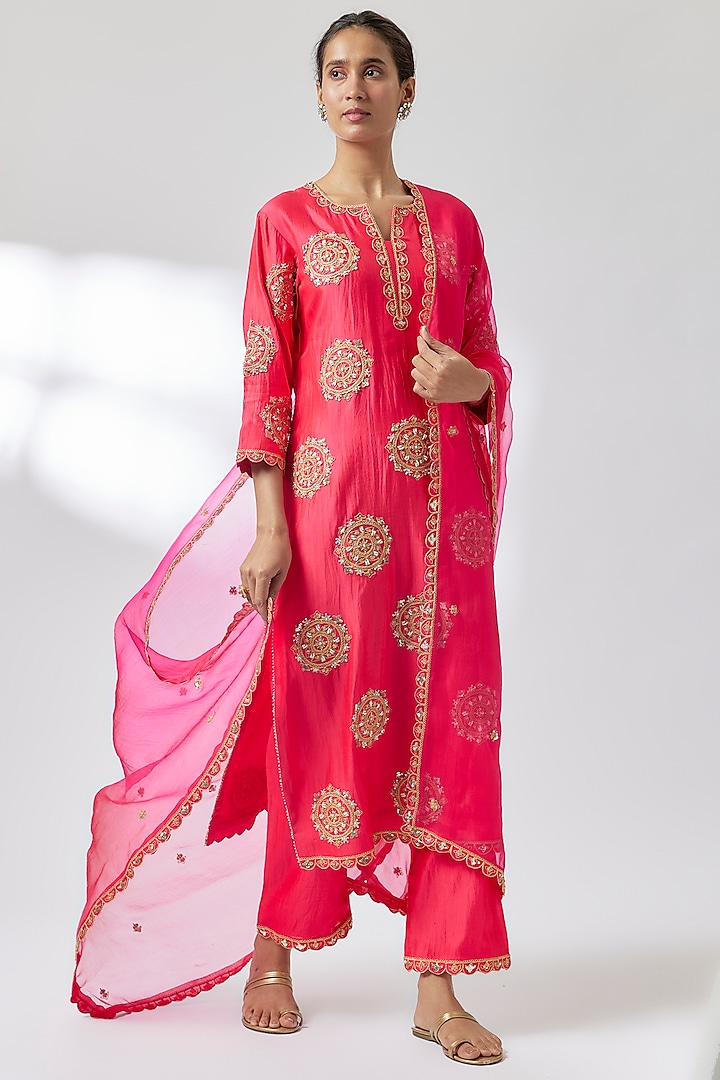 Strawberry Red Spun Marodi Pearl Work Kurta Set by Surbhi Shah at Pernia's Pop Up Shop