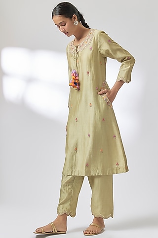 Pista Green Chanderi Anchor Zardosi Work Kurta Set by Surbhi Shah