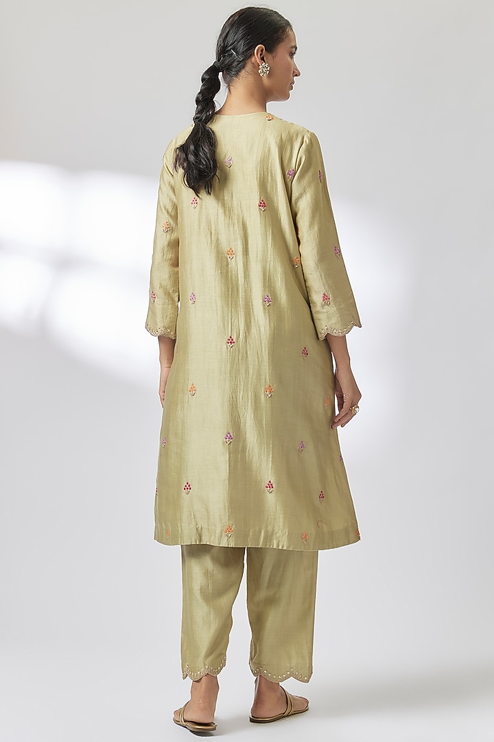 Pista Green Chanderi Anchor Zardosi Work Kurta Set by Surbhi Shah at Pernia's Pop Up Shop