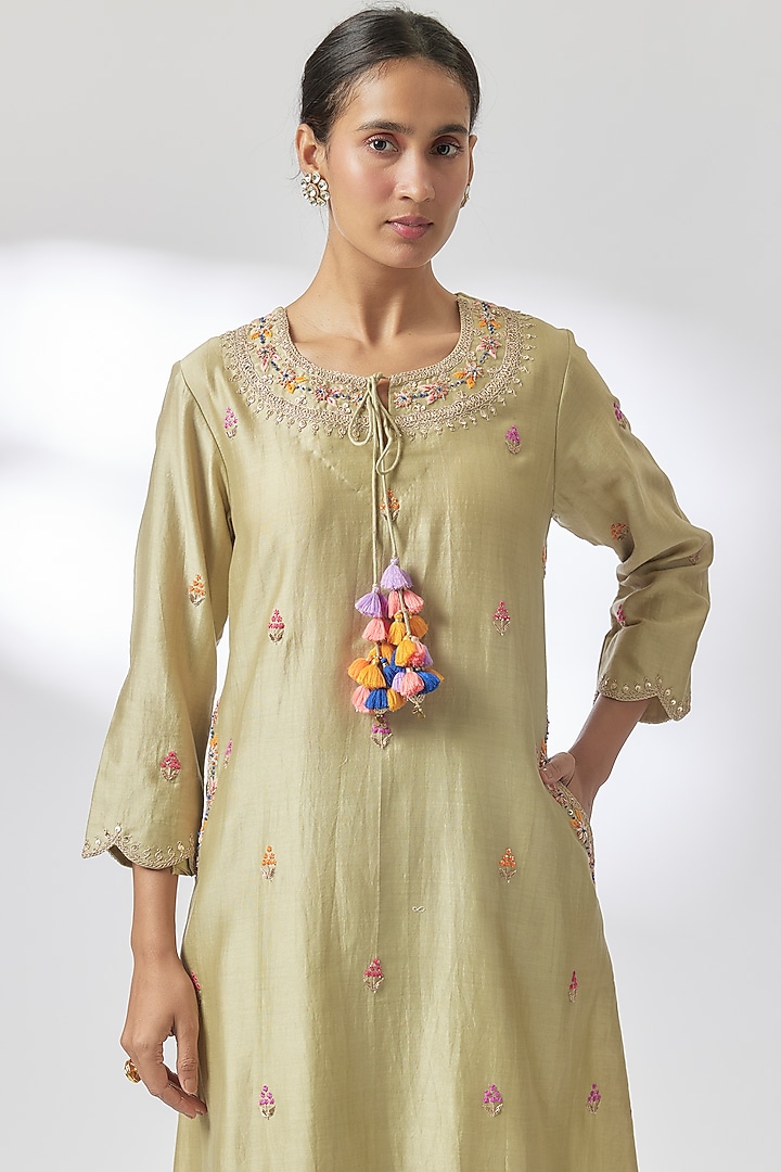 Pista Green Chanderi Anchor Zardosi Work Kurta Set by Surbhi Shah at Pernia's Pop Up Shop