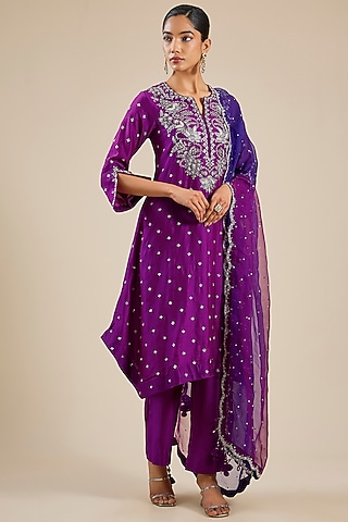 Magenta Chanderi Dabka Work Kurta Set by SURBHI SHAH
