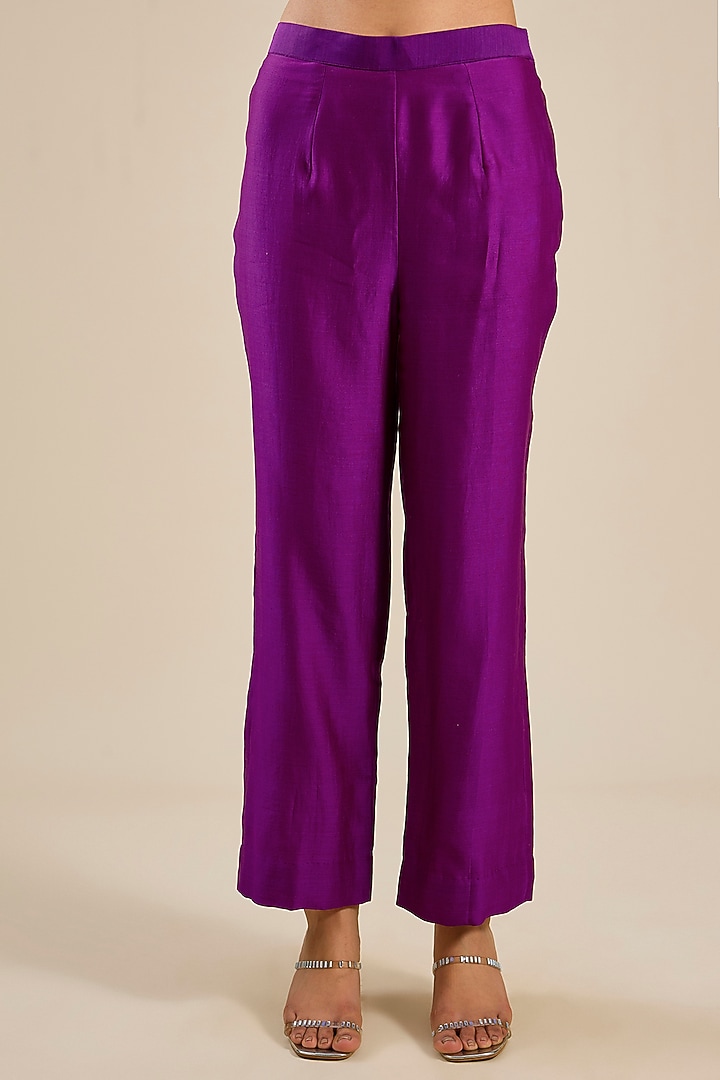 Magenta Chanderi Dabka Work Kurta Set by SURBHI SHAH at Pernia's Pop Up Shop