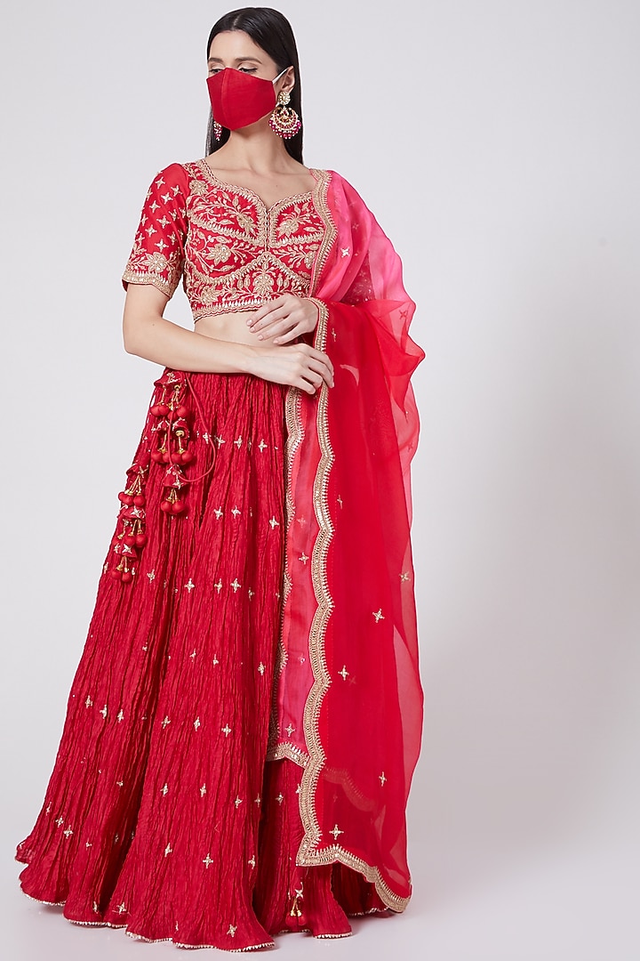 Red Hand Embroidered Wedding Lehenga Set by SURBHI SHAH at Pernia's Pop Up Shop