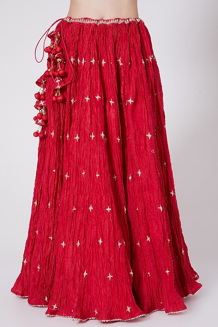 Red Hand Embroidered Wedding Lehenga Set by SURBHI SHAH at Pernia's Pop Up Shop