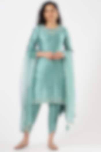 Sea Blue Hand Embroidered Kurta Set by SURBHI SHAH at Pernia's Pop Up Shop