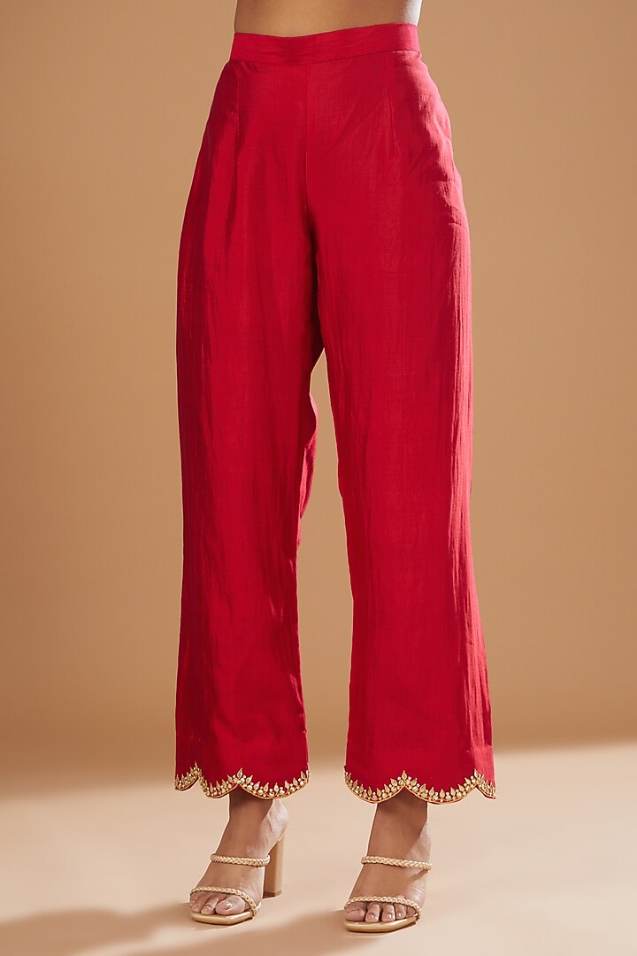 Red Pure Spun Silk Embroidered Kurta Set by SURBHI SHAH at Pernia's Pop Up Shop